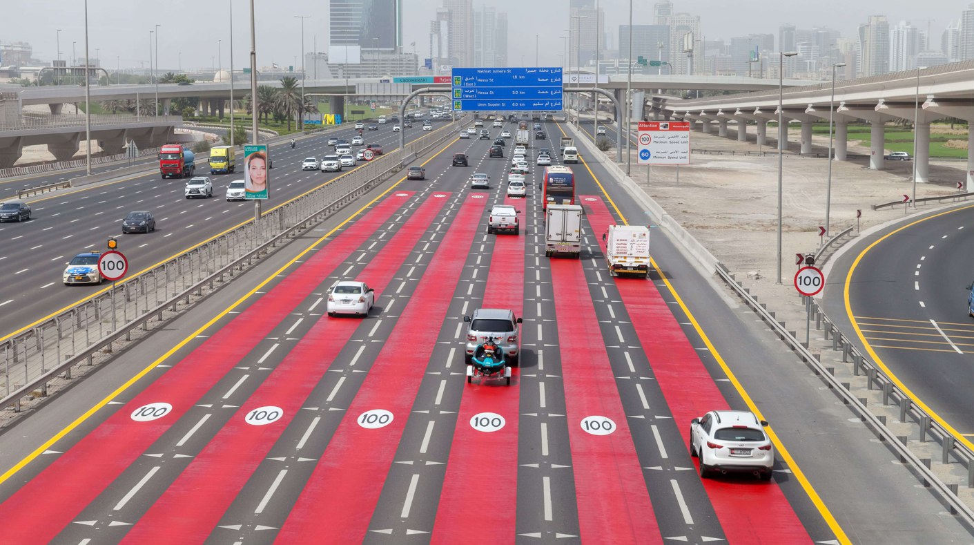 Dubai speed limits signs