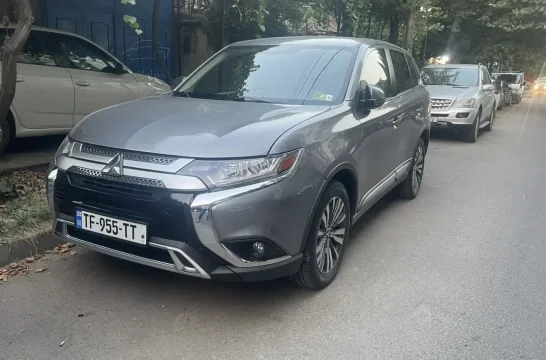 Mitsubishi en Tbilisi