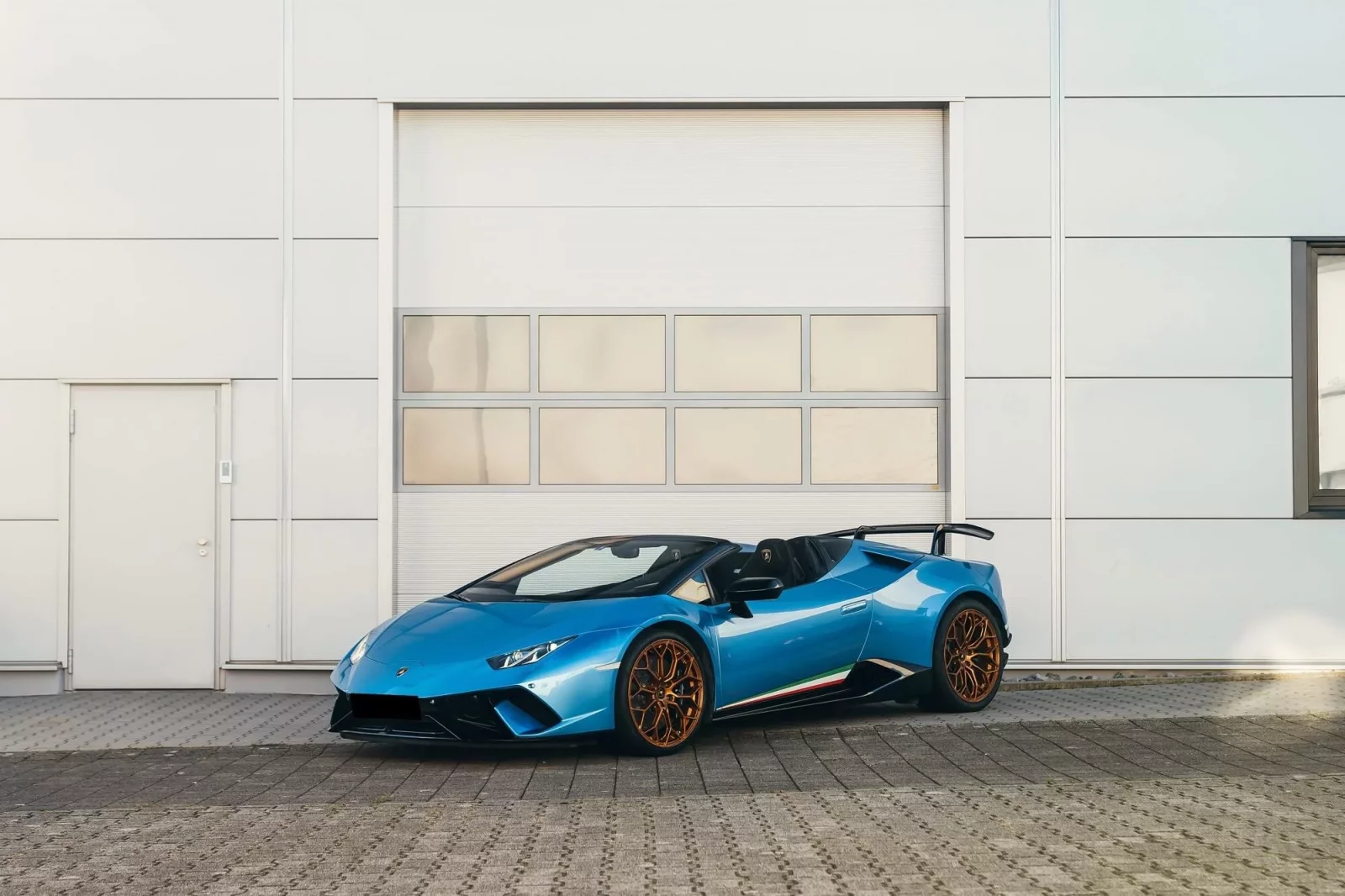 Rent Lamborghini Huracan Performante Spyder Blue 2021 in Dubai