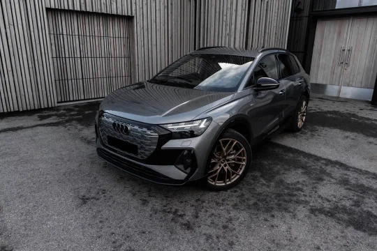 Audi Q4 e-tron Grey 2022