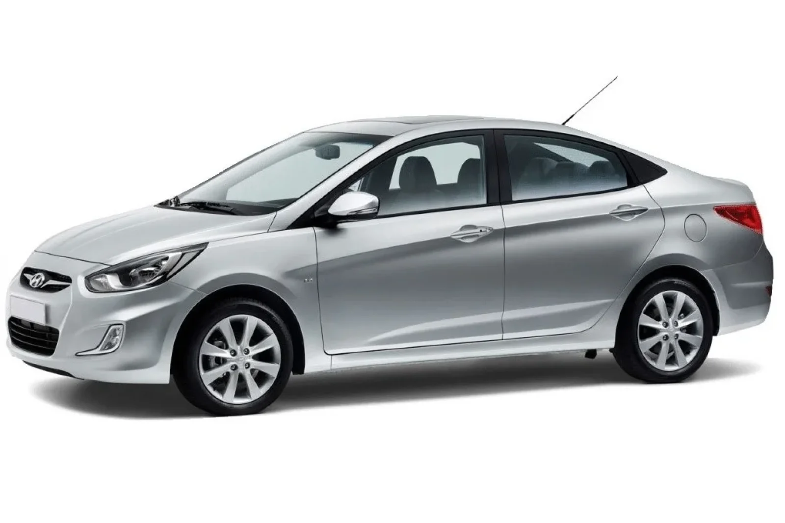 Loyer Hyundai Accent  Bleu 2014 en Fethiye