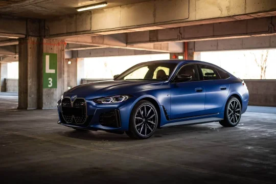 BMW i4 Blue 2022