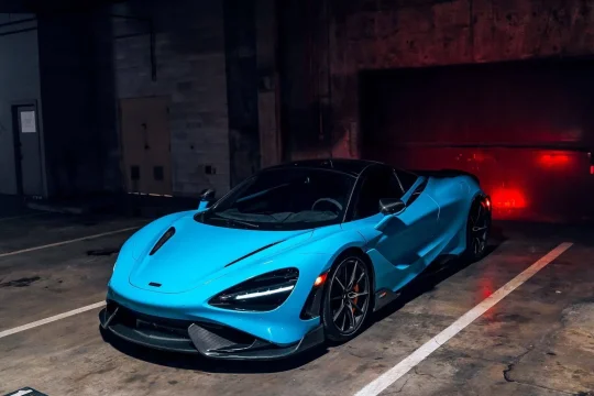 McLaren 765LT Blue 2021