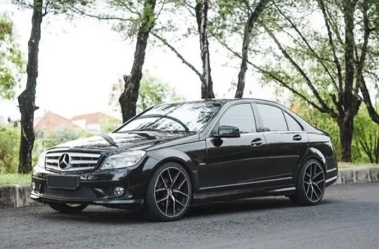 Mercedes-Benz C-Class 250 Black 2015