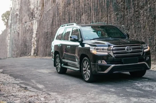 Toyota Land Cruiser VXR Negro 2021