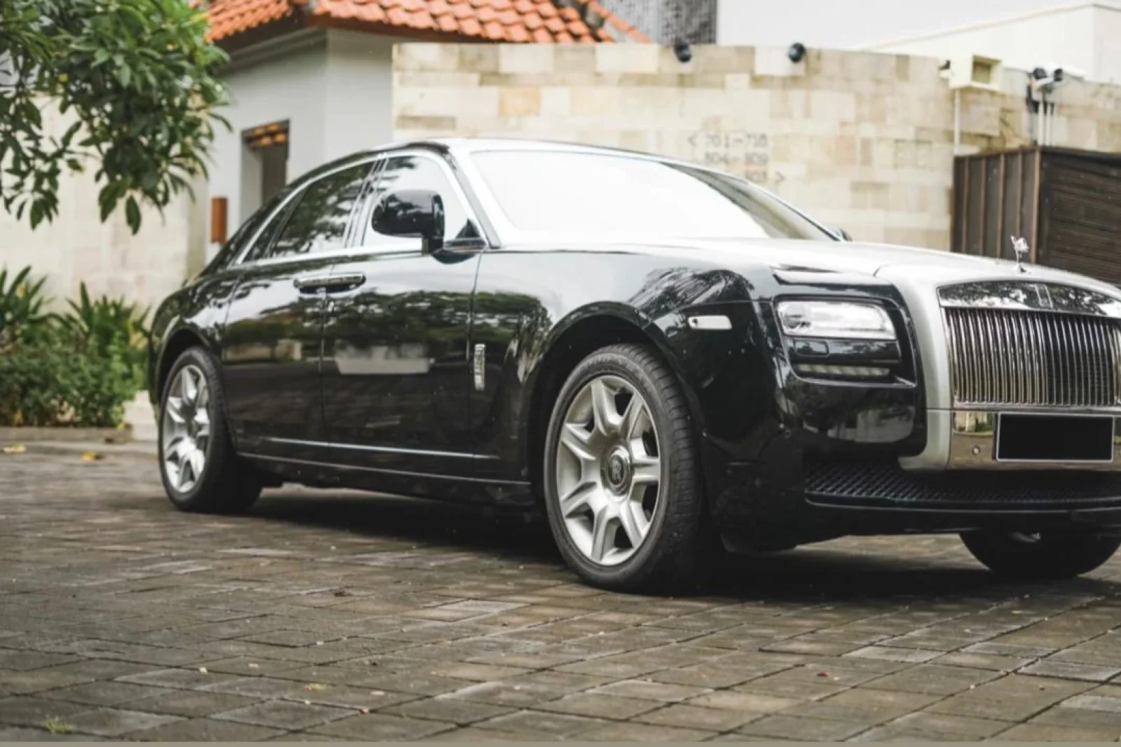 Kiralık Rolls-Royce Ghost  Siyah 2012 içinde Bali