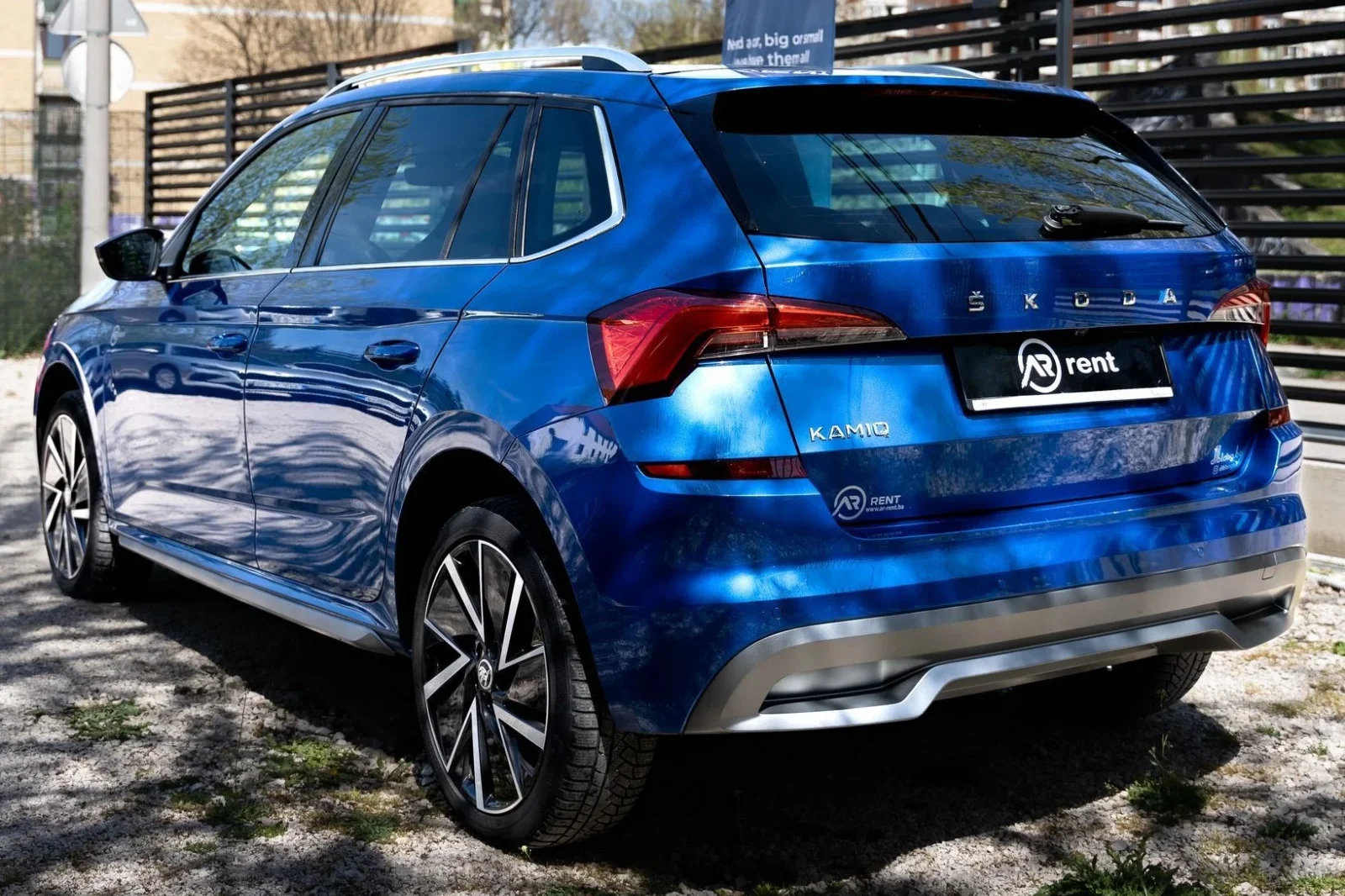 Alquiler Skoda Kamiq  Azul 2023 en Sarajevo - 2 