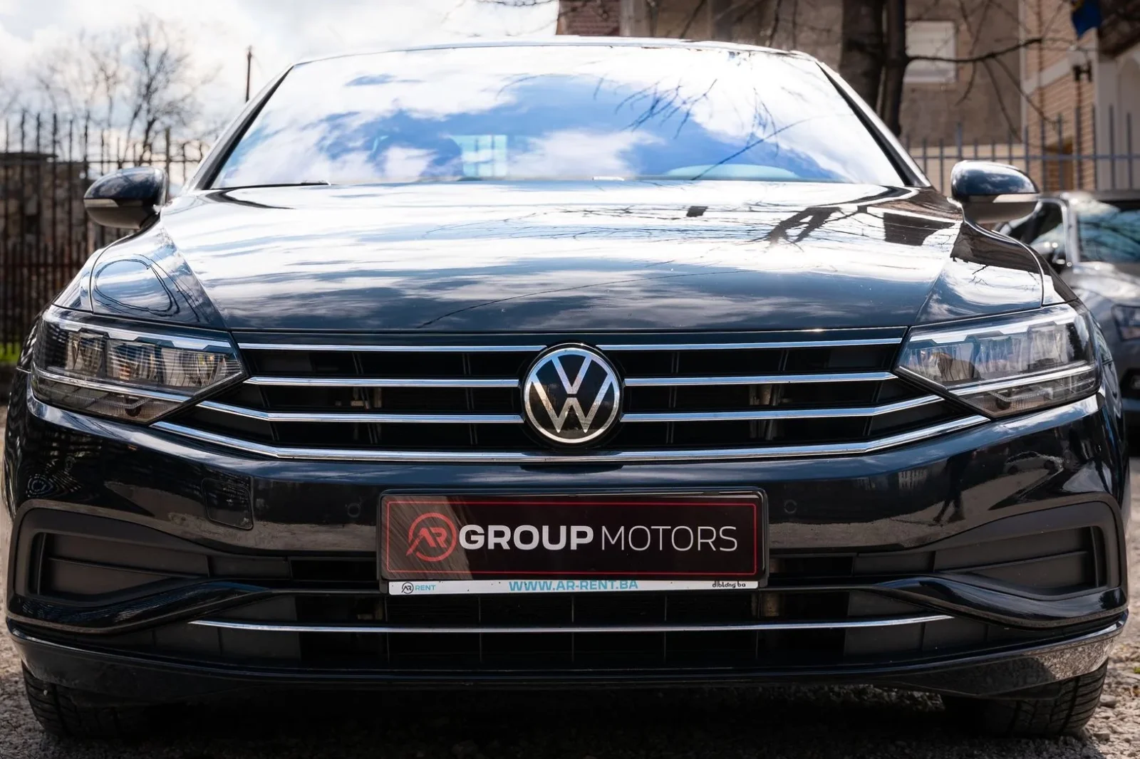 Alquiler Volkswagen Passat  Negro 2022 en Sarajevo