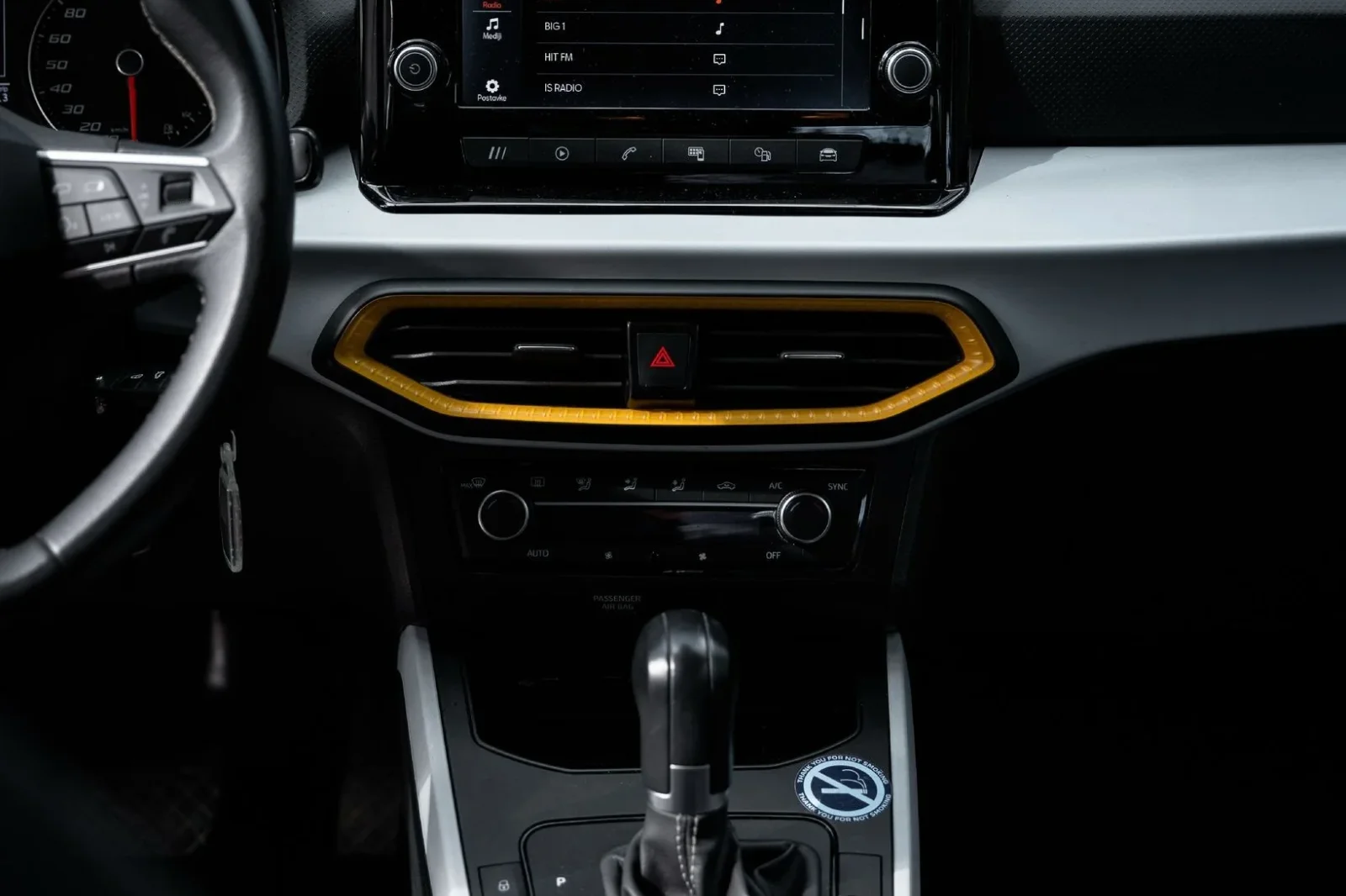 Rent SEAT Arona  Red 2023 in Sarajevo - 3 