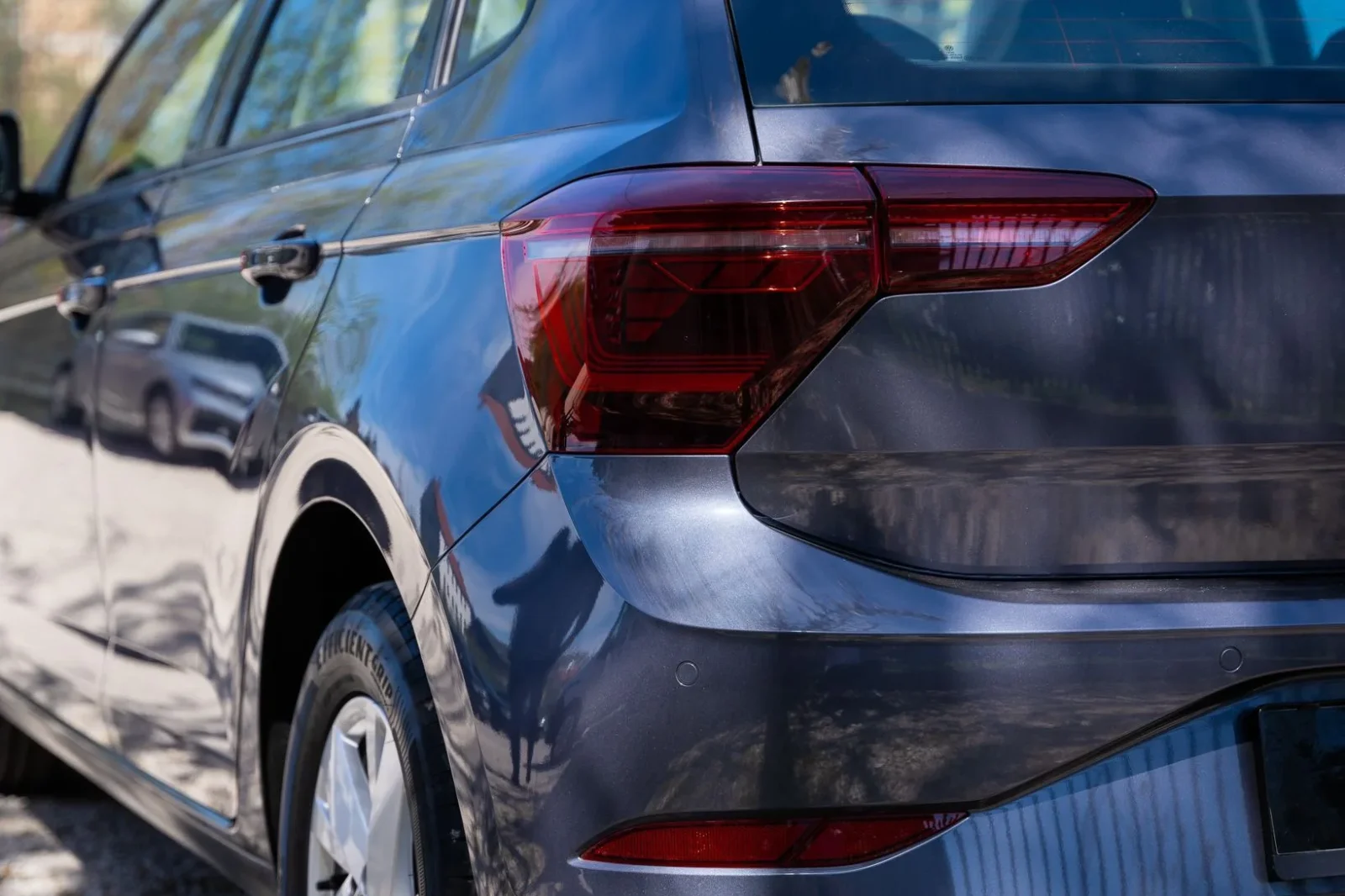 Rent Volkswagen Polo  Grey 2018 in Sarajevo - 2 