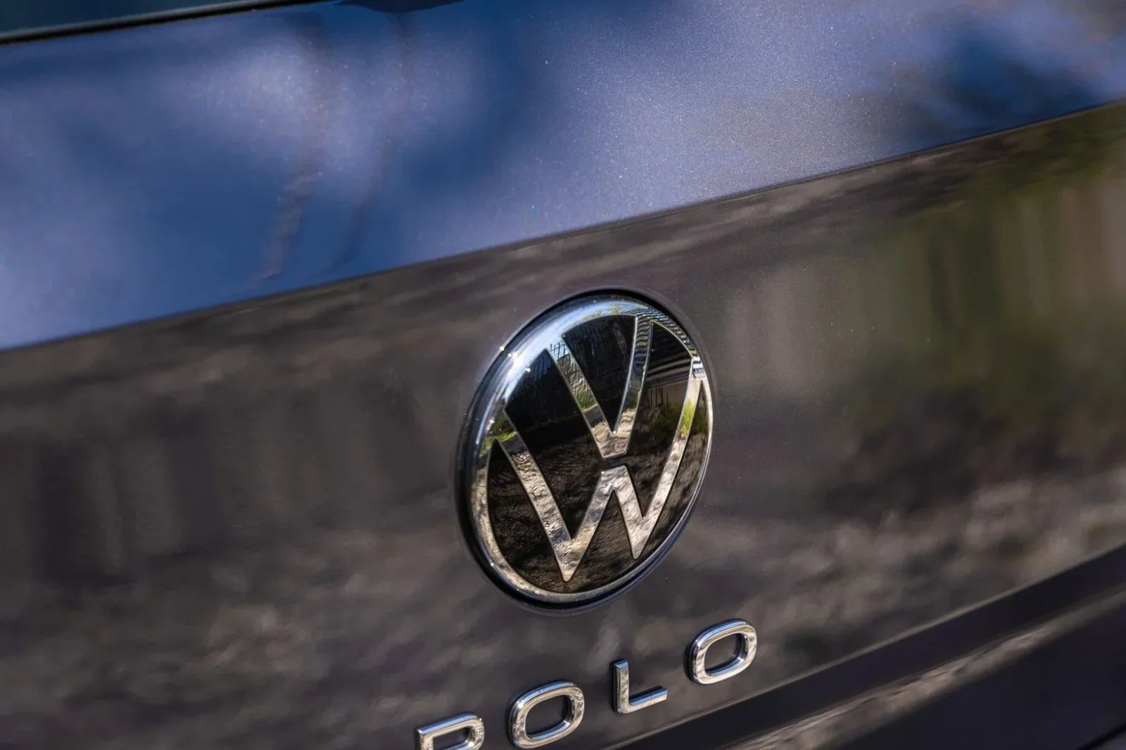 Rent Volkswagen Polo  Grey 2018 in Sarajevo - 6 