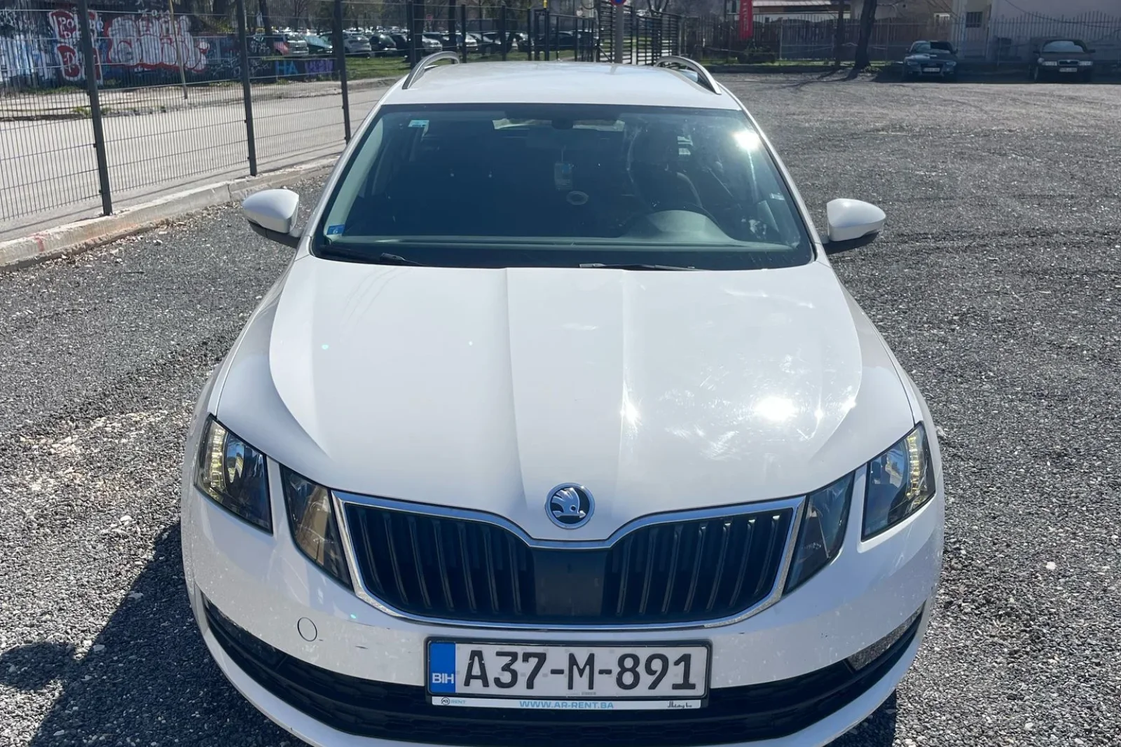 Rent Skoda Octavia  White 2021 in Sarajevo - 2 