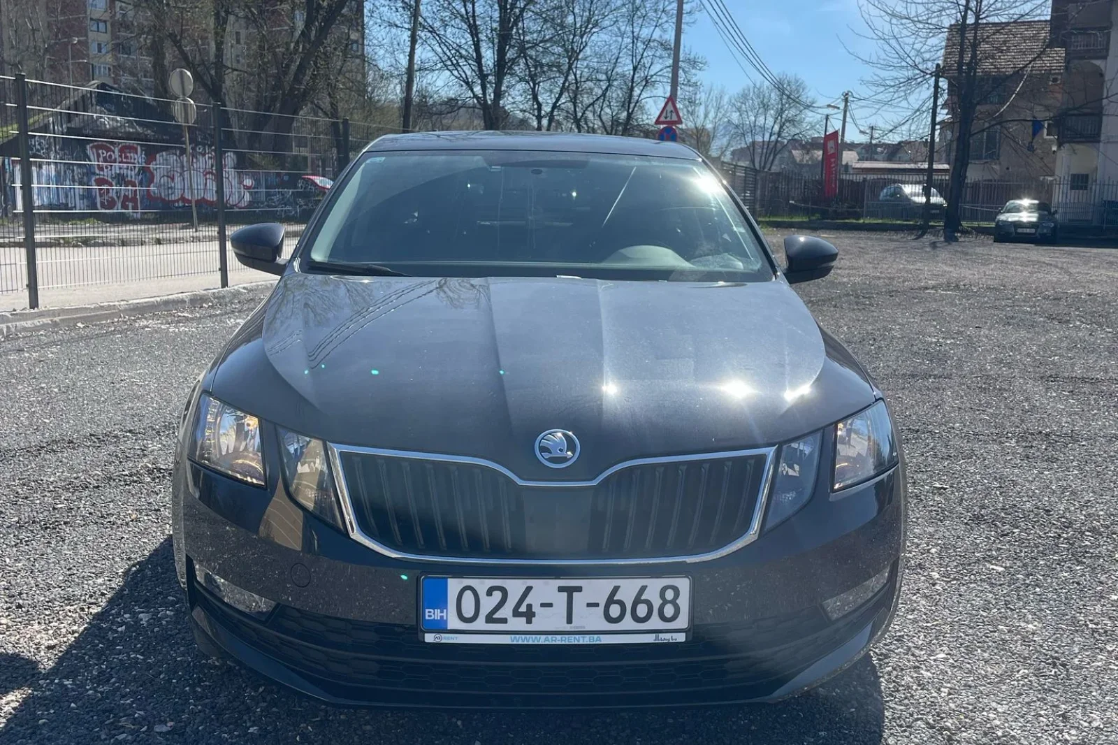 Rent Skoda Octavia  Black 2020 in Sarajevo - 4 