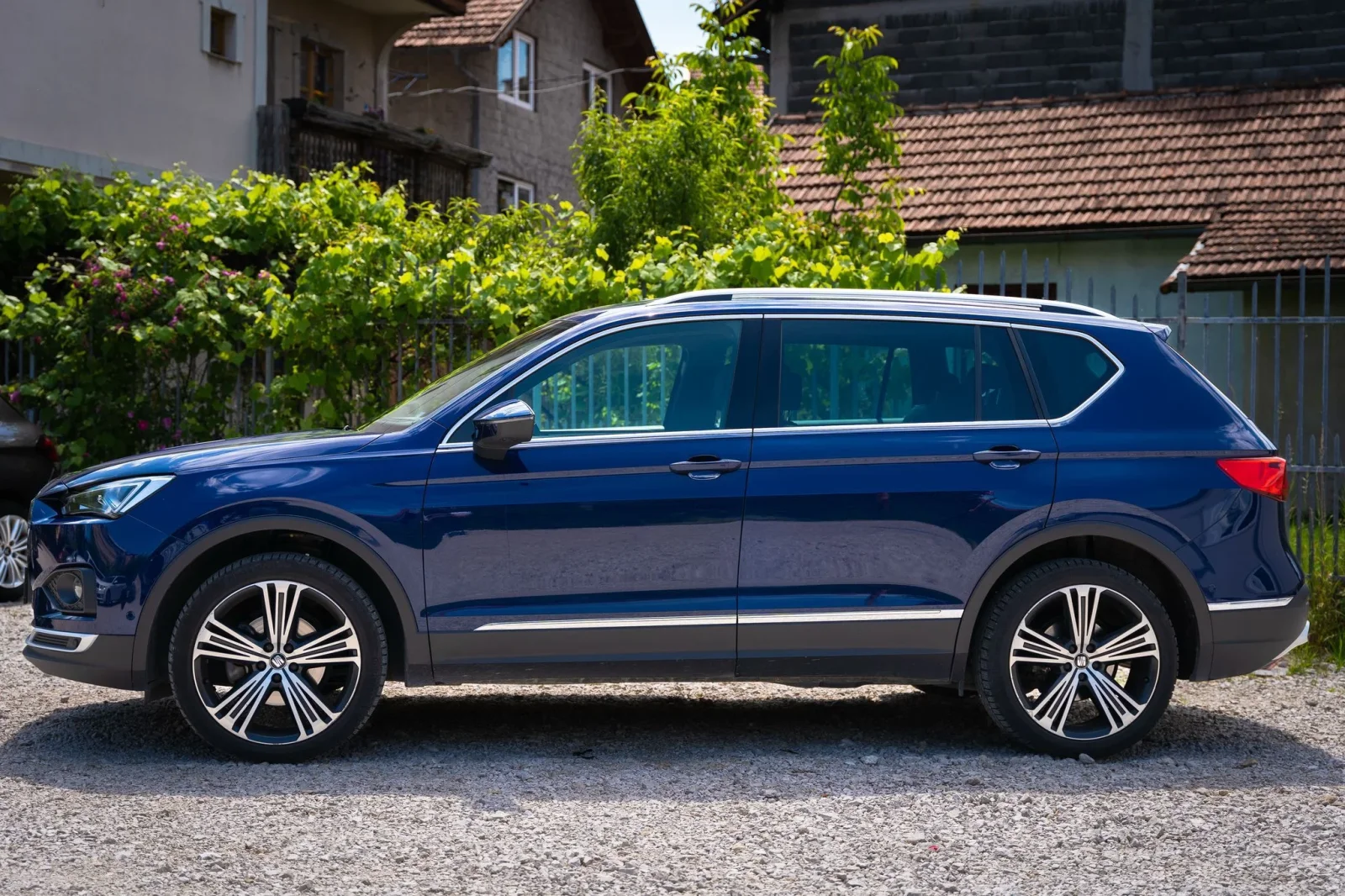 Rent SEAT Tarraco  Blue 2022 in Sarajevo - 2 