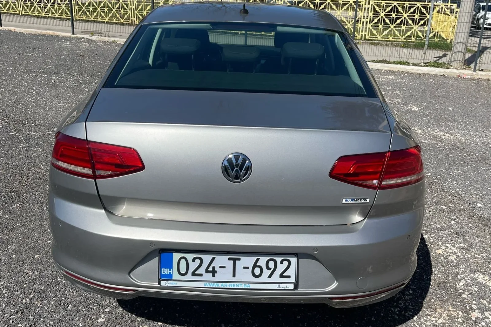 Rent Volkswagen Passat  Silver 2022 in Sarajevo - 4 