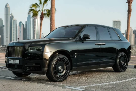 Rolls-Royce Cullinan Black 2020