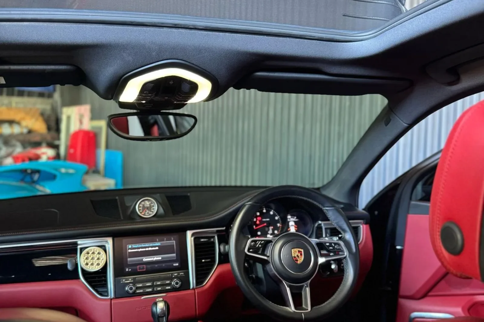 Loyer Porsche Macan  Noir 2020 en Bali - 2 