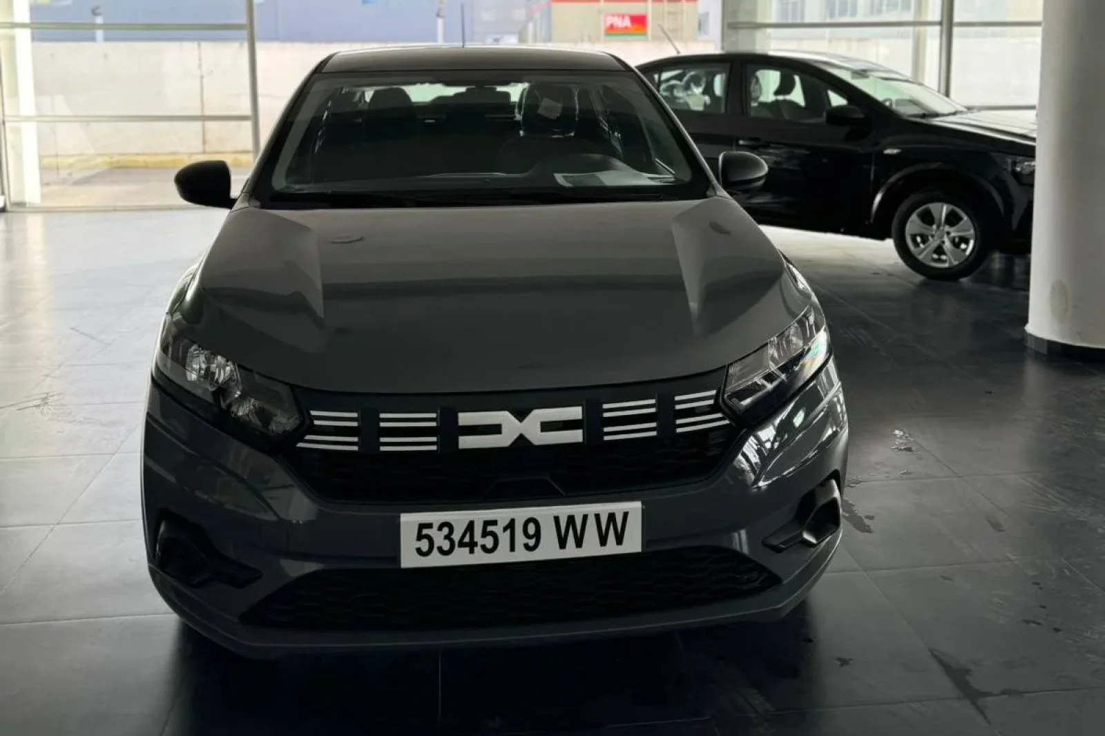 Kiralık Dacia Logan  Gri 2025 içinde Rabat - 3 