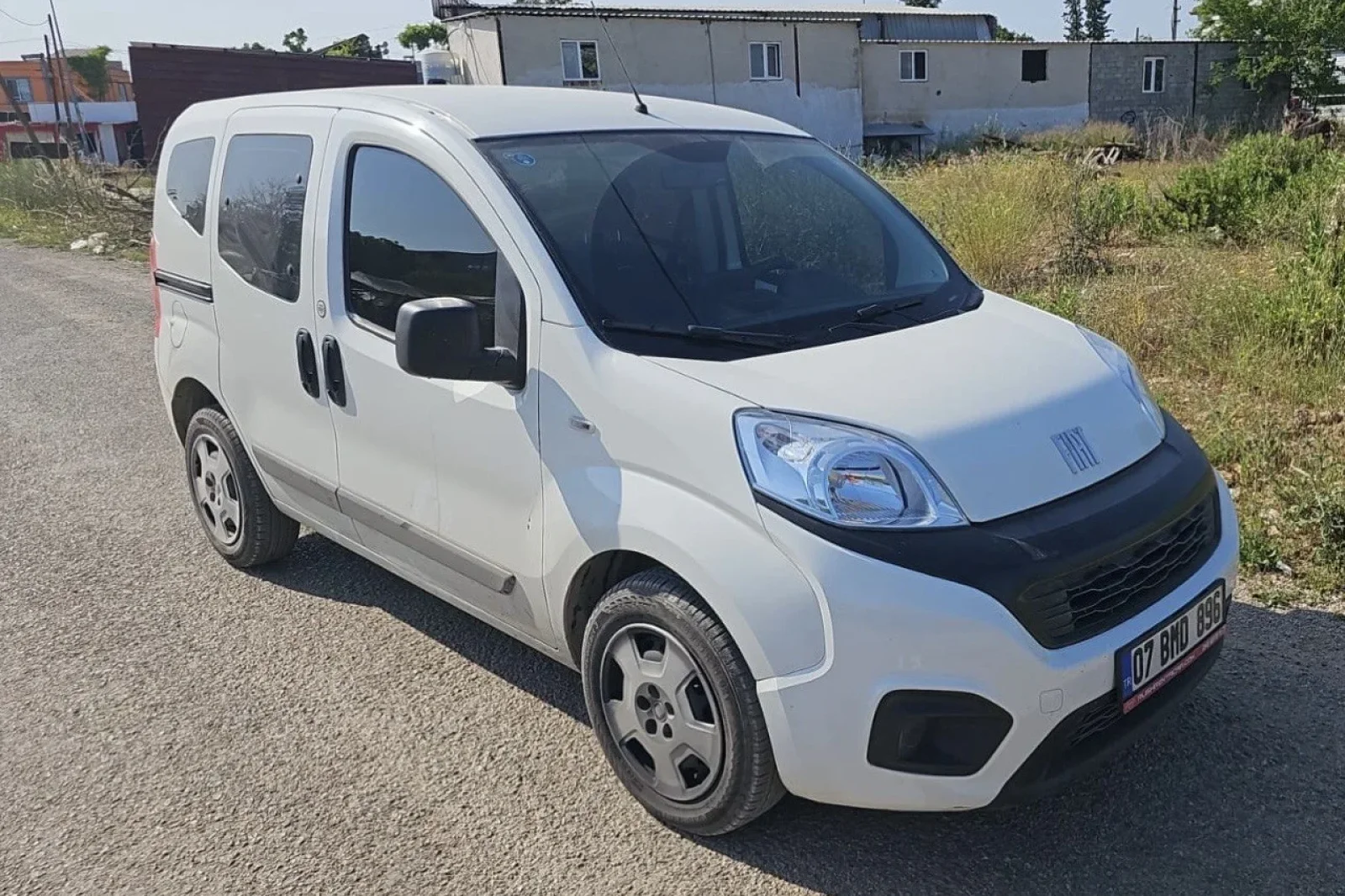 Kiralık Fiat Fiorino  Beyaz 2022 içinde Antalya