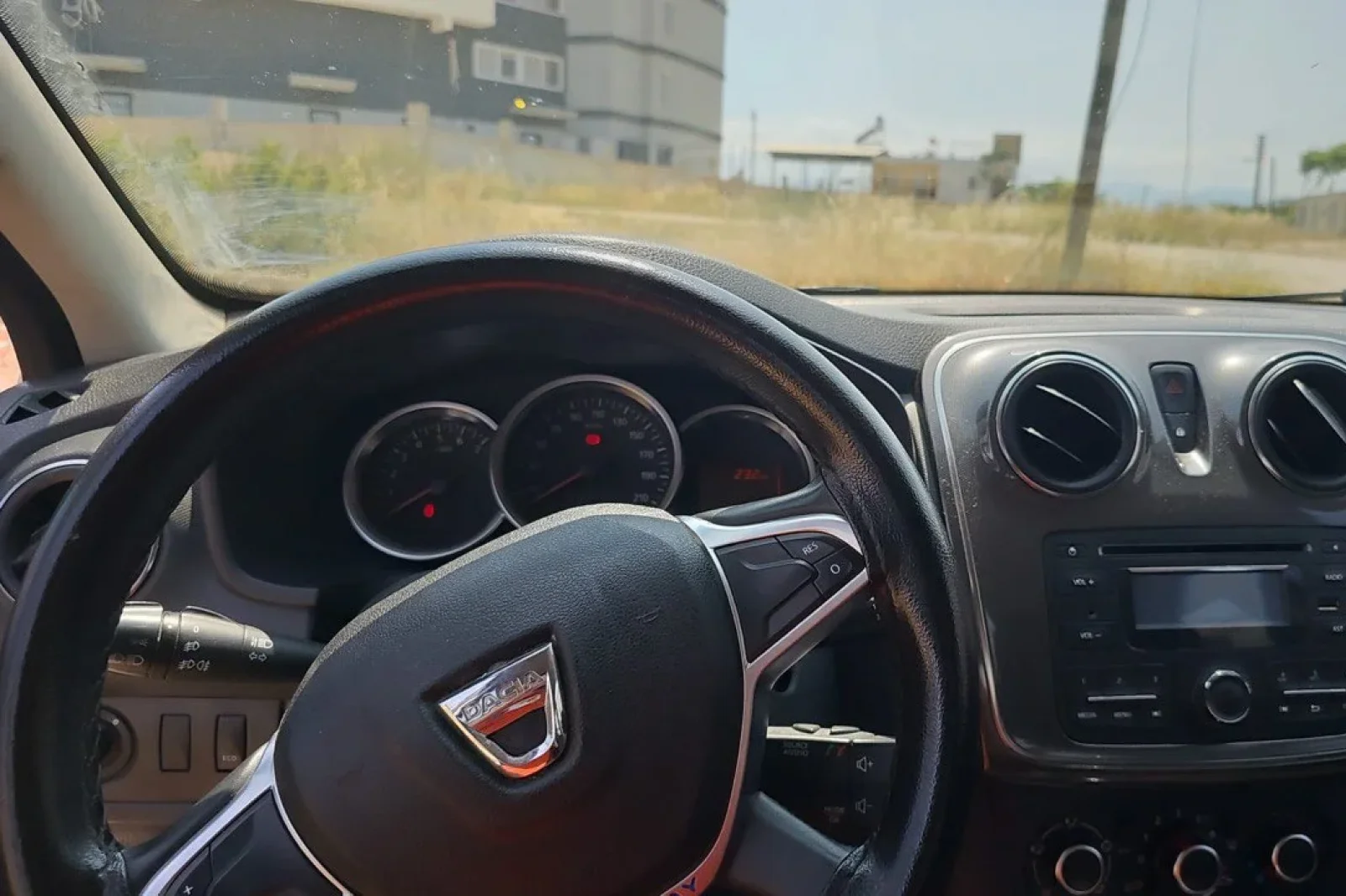 Alquiler Dacia Sandero Stepway Gris 2022 en Antalya - 2 