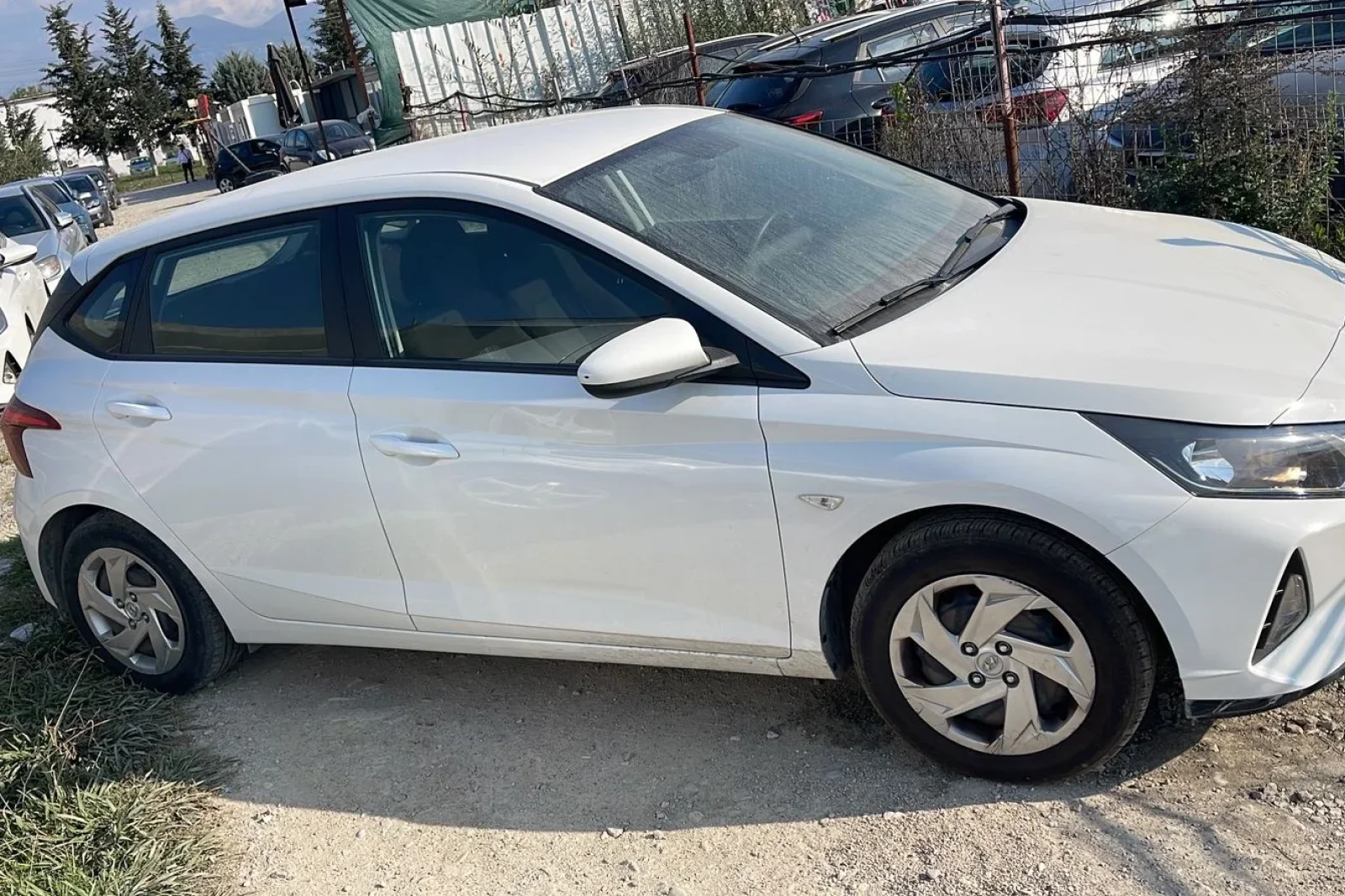 Rent Hyundai i20  White 2022 in Tirana - 2 