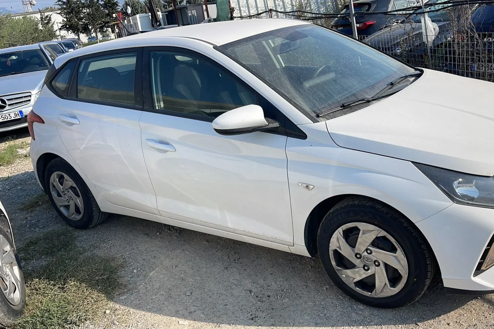 Rent Hyundai i20  White 2022 in Tirana - 2 