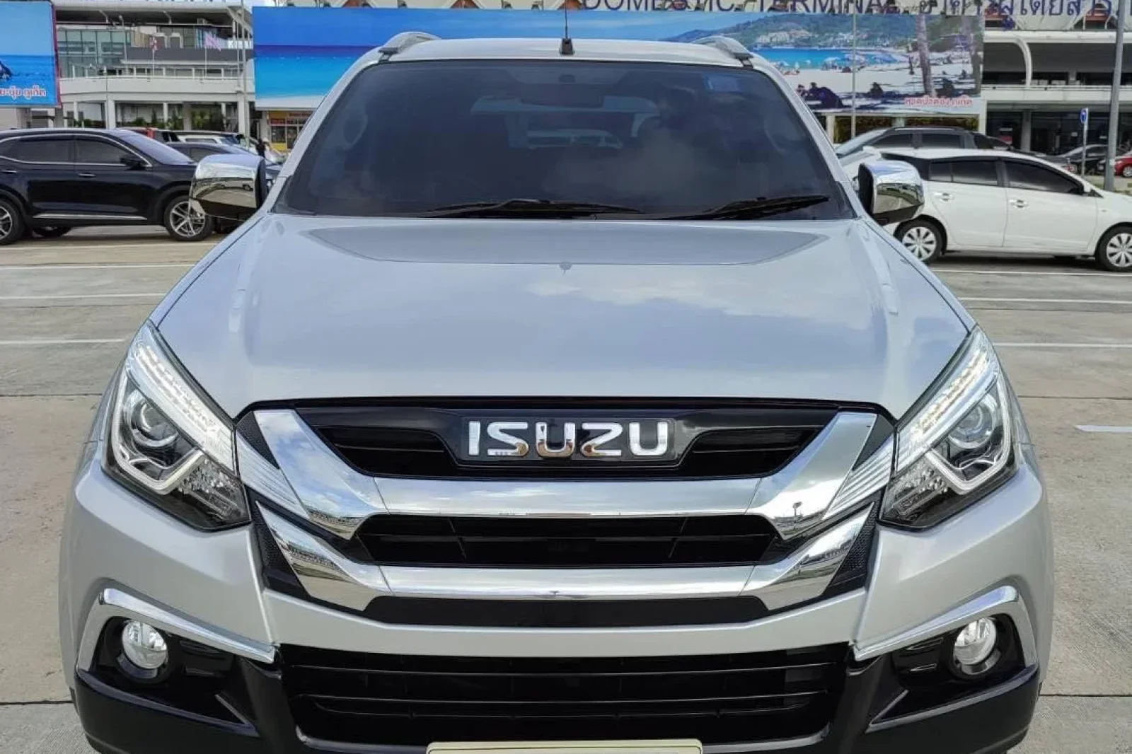Rent Isuzu MU X Silver 2020 in Phuket - 2 