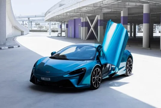 McLaren Artura Blue 2023