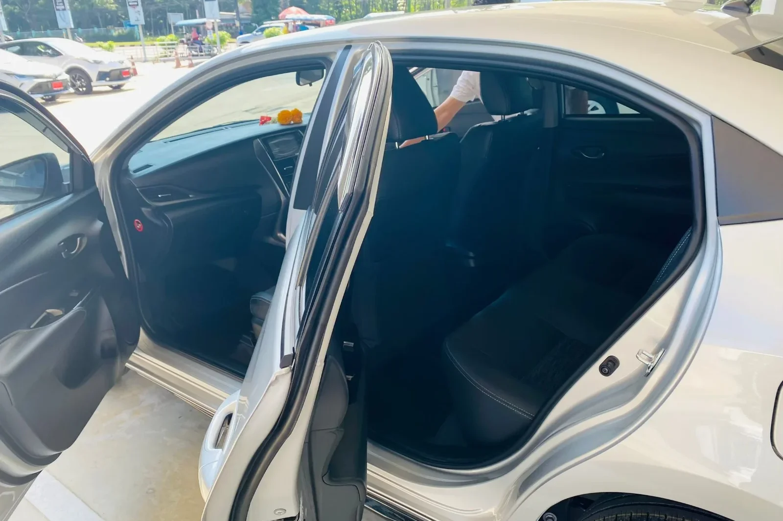 Rent Toyota Yaris  Silver 2022 in Phuket - 8 