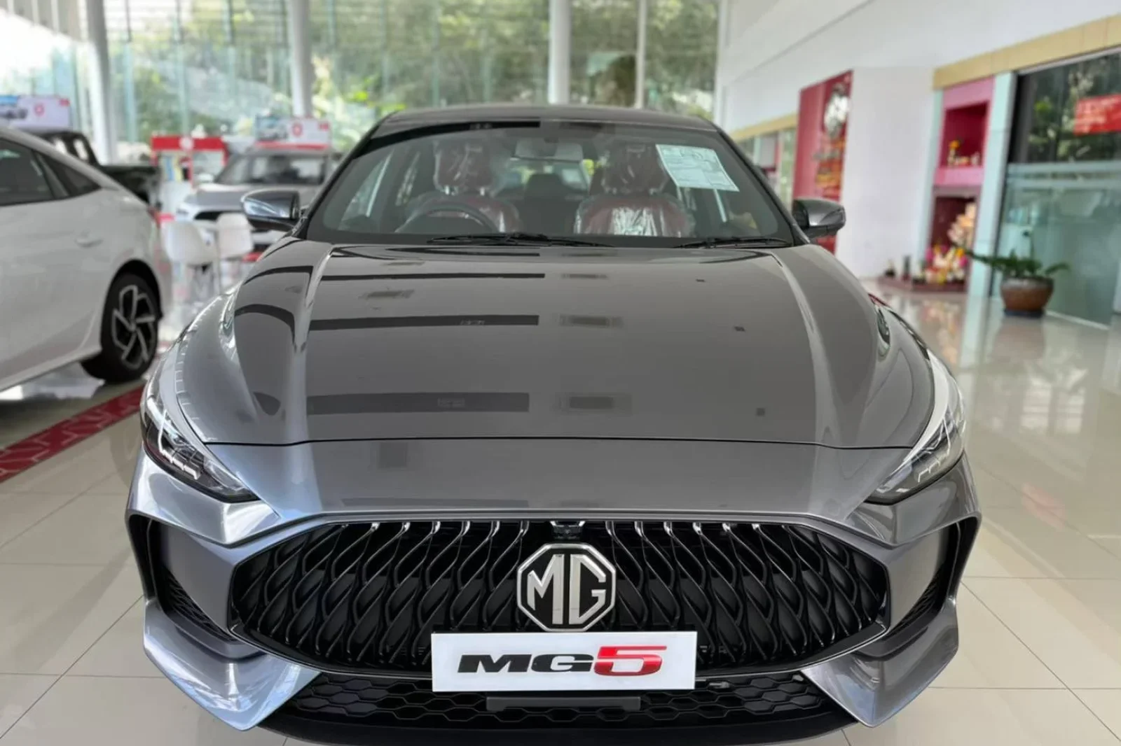 Alquiler MG 5  Gris 2023 en Phuket - 2 