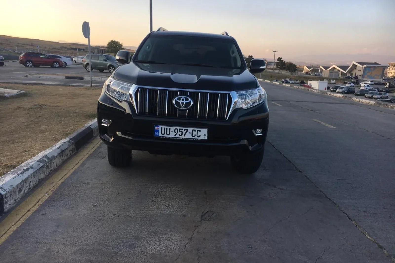 Loyer Toyota Land Cruiser Prado  Noir 2019 en Tbilisi - 2 