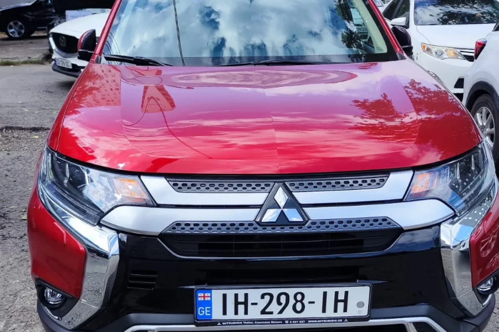 Huren Mitsubishi Outlander  Rood 2019 in Tbilisi - 2 