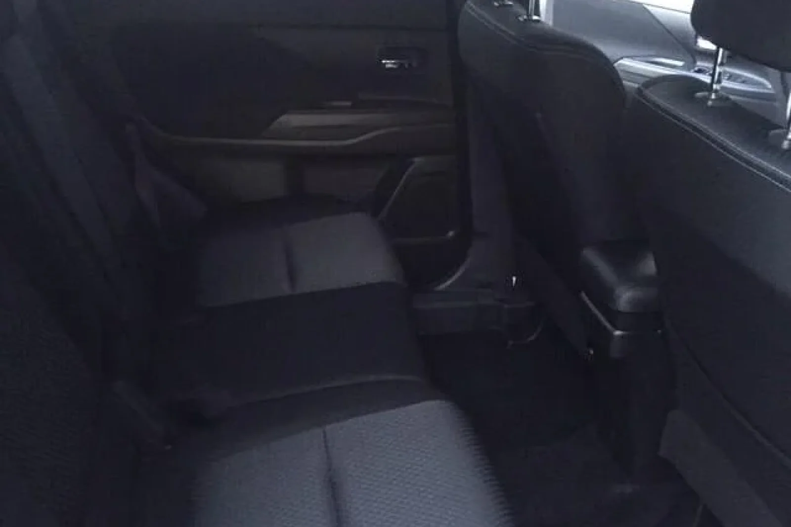 Rent Mitsubishi Outlander  Red 2017 in Tbilisi - 4 