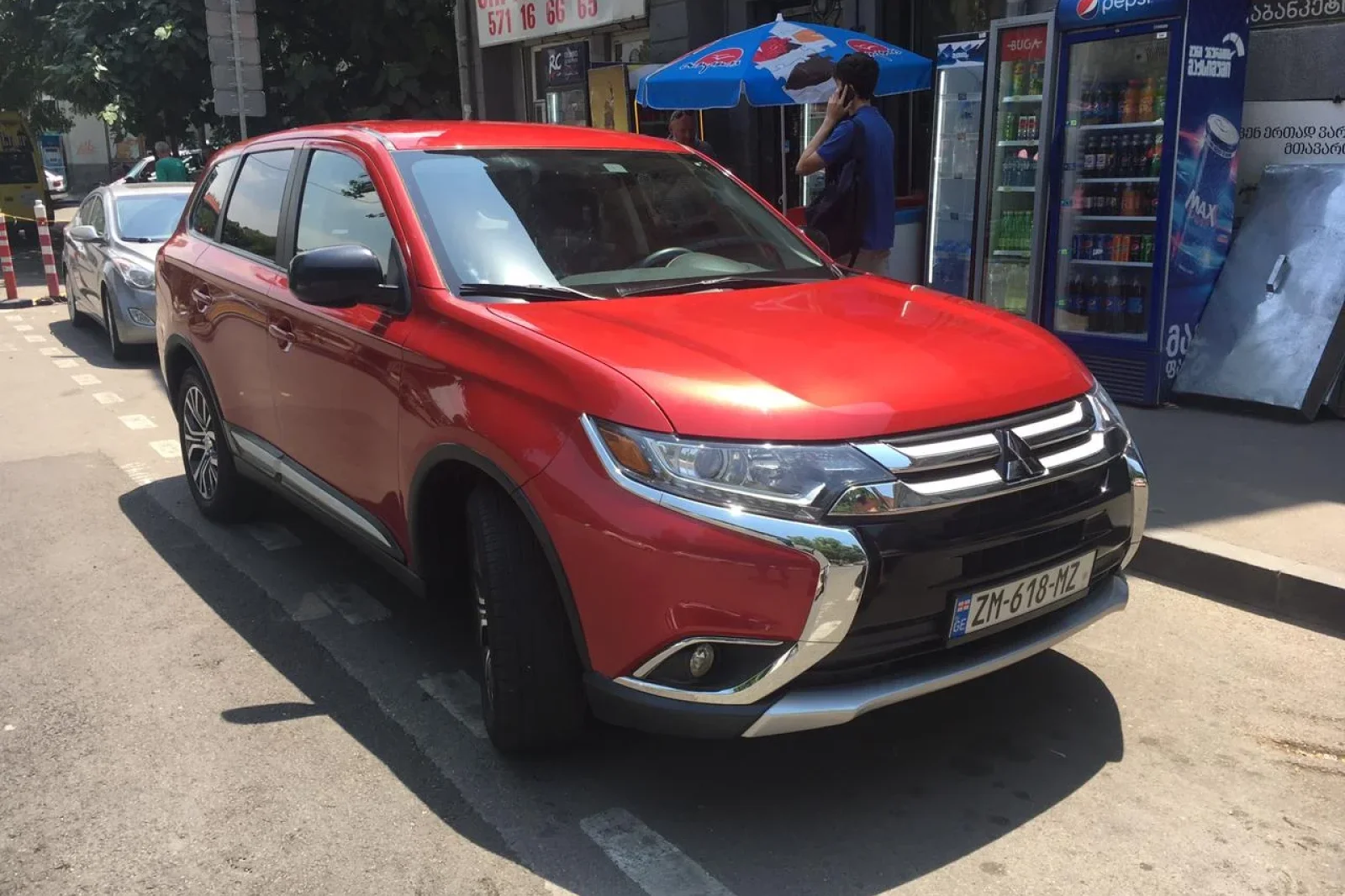 Rent Mitsubishi Outlander  Red 2017 in Tbilisi - 5 