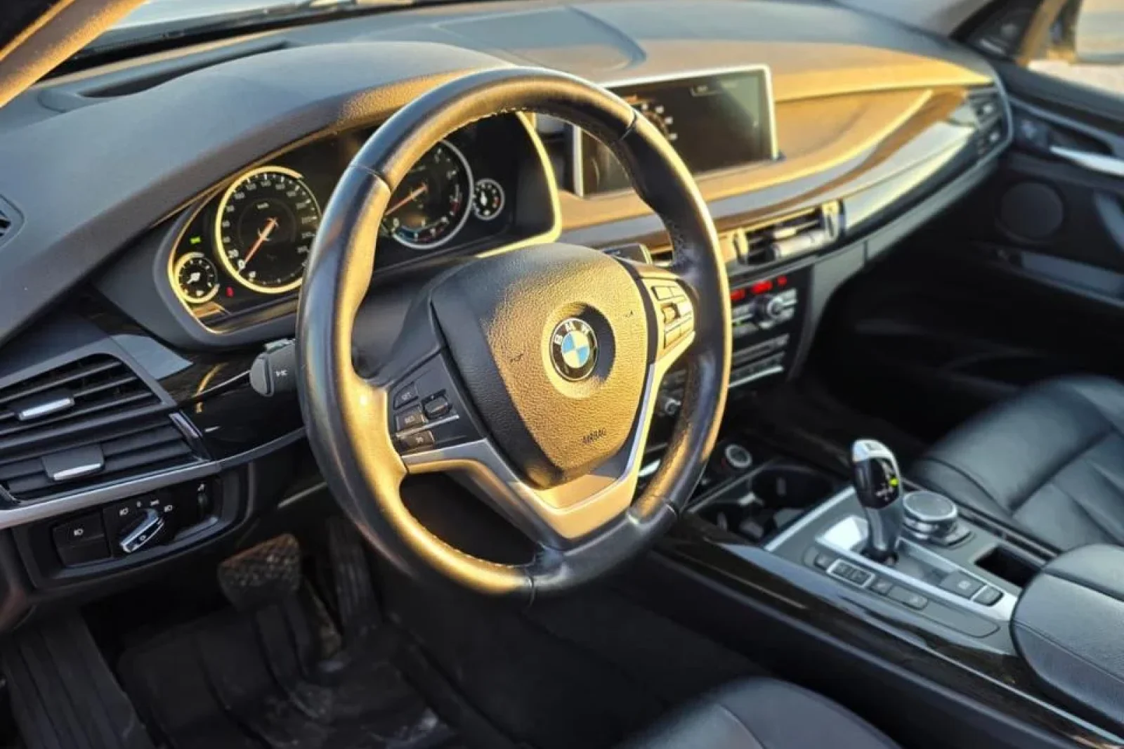 Rent BMW X5  White 2016 in Tirana - 3 