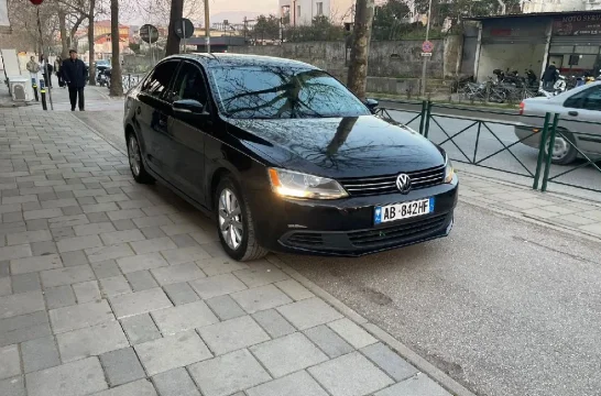 Volkswagen Jetta Black 2014