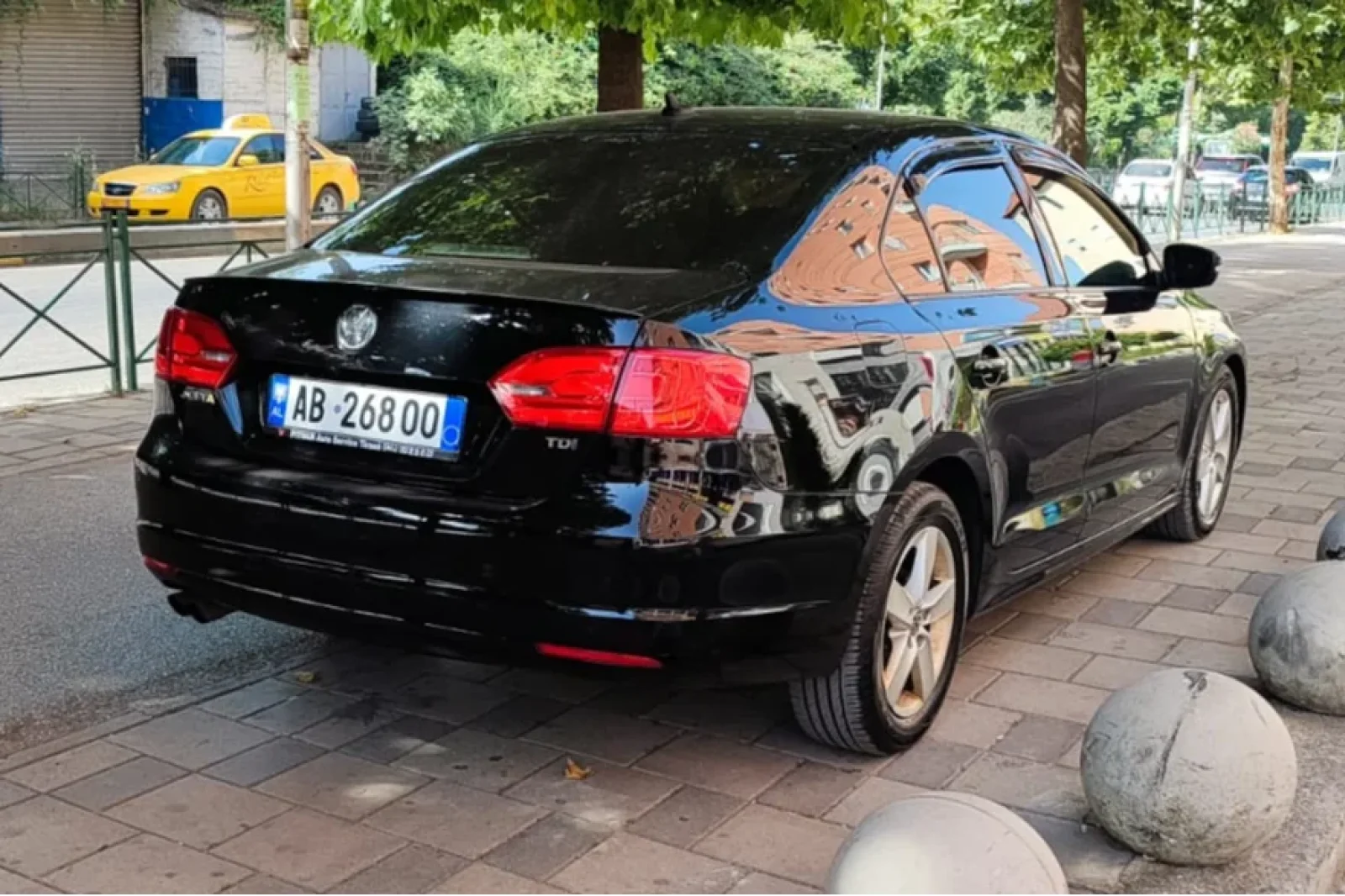 Affitto Volkswagen Jetta  Nero 2014 in Tirana - 2 