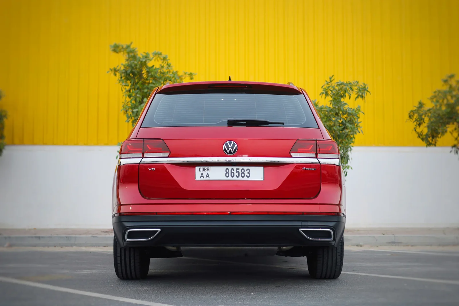 Rent Volkswagen Teramont  Red 2023 in Abu Dhabi - 8 