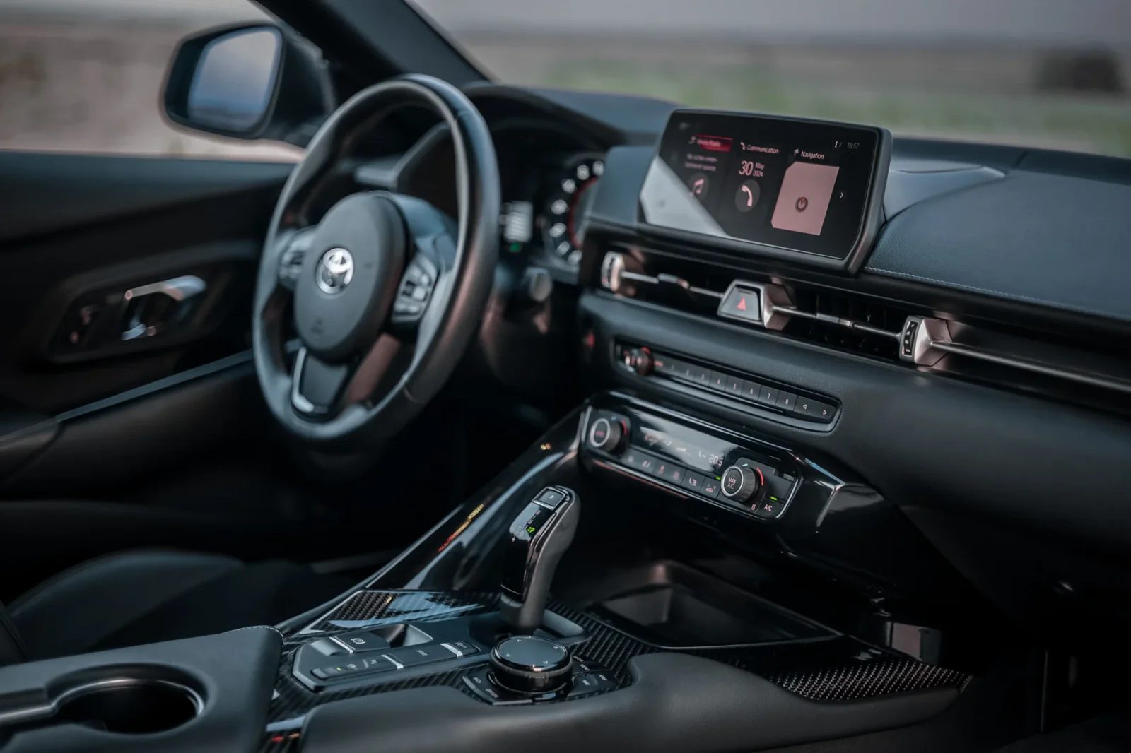 Loyer Toyota Supra  Blanc 2021 en Abou Dabi - 4 