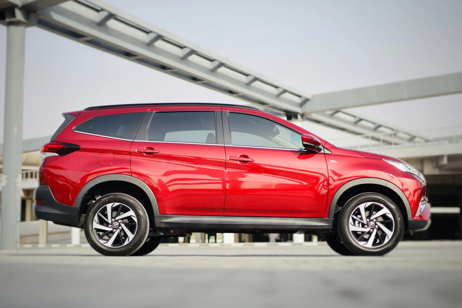 Rent Toyota Rush  Red 2023 in Abu Dhabi - 5 