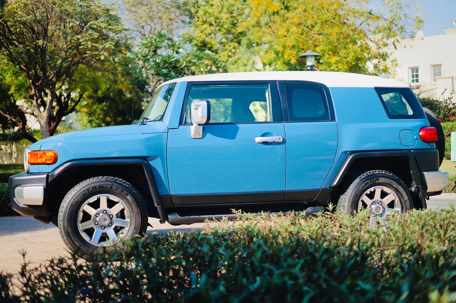 Rent Toyota FJ Cruiser  Blue 2023 in Abu Dhabi - 7 