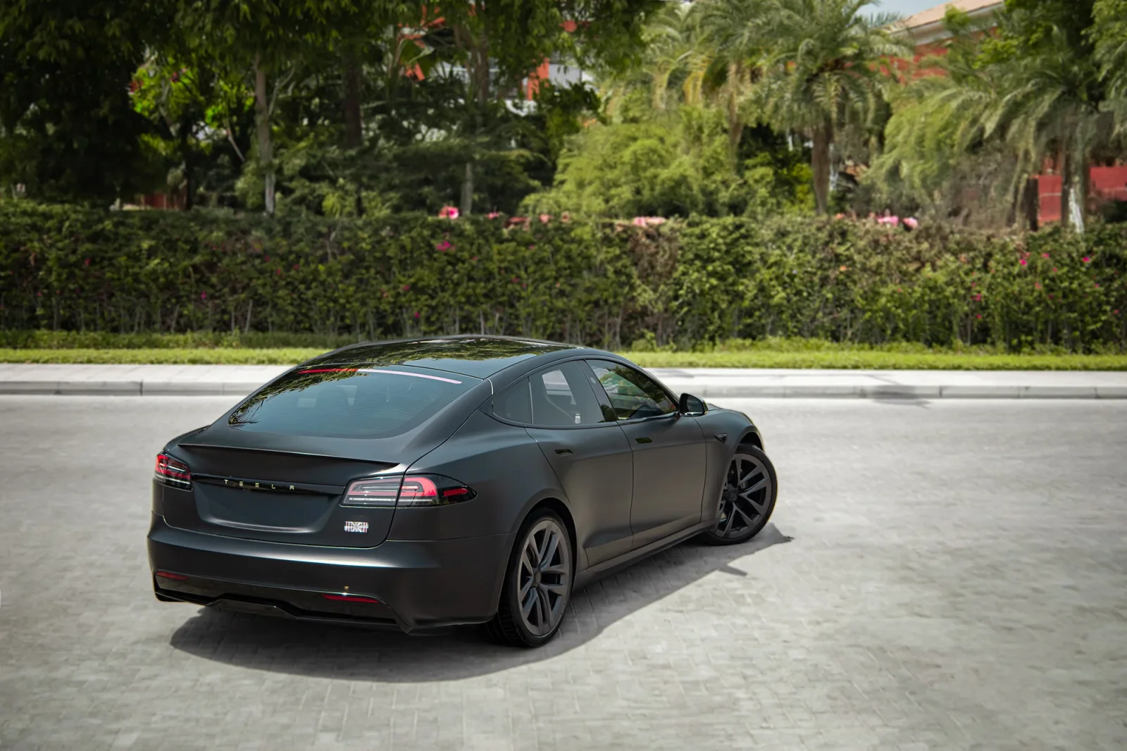 Rent Tesla Model S Plaid Black 2024 in Abu Dhabi - 11 