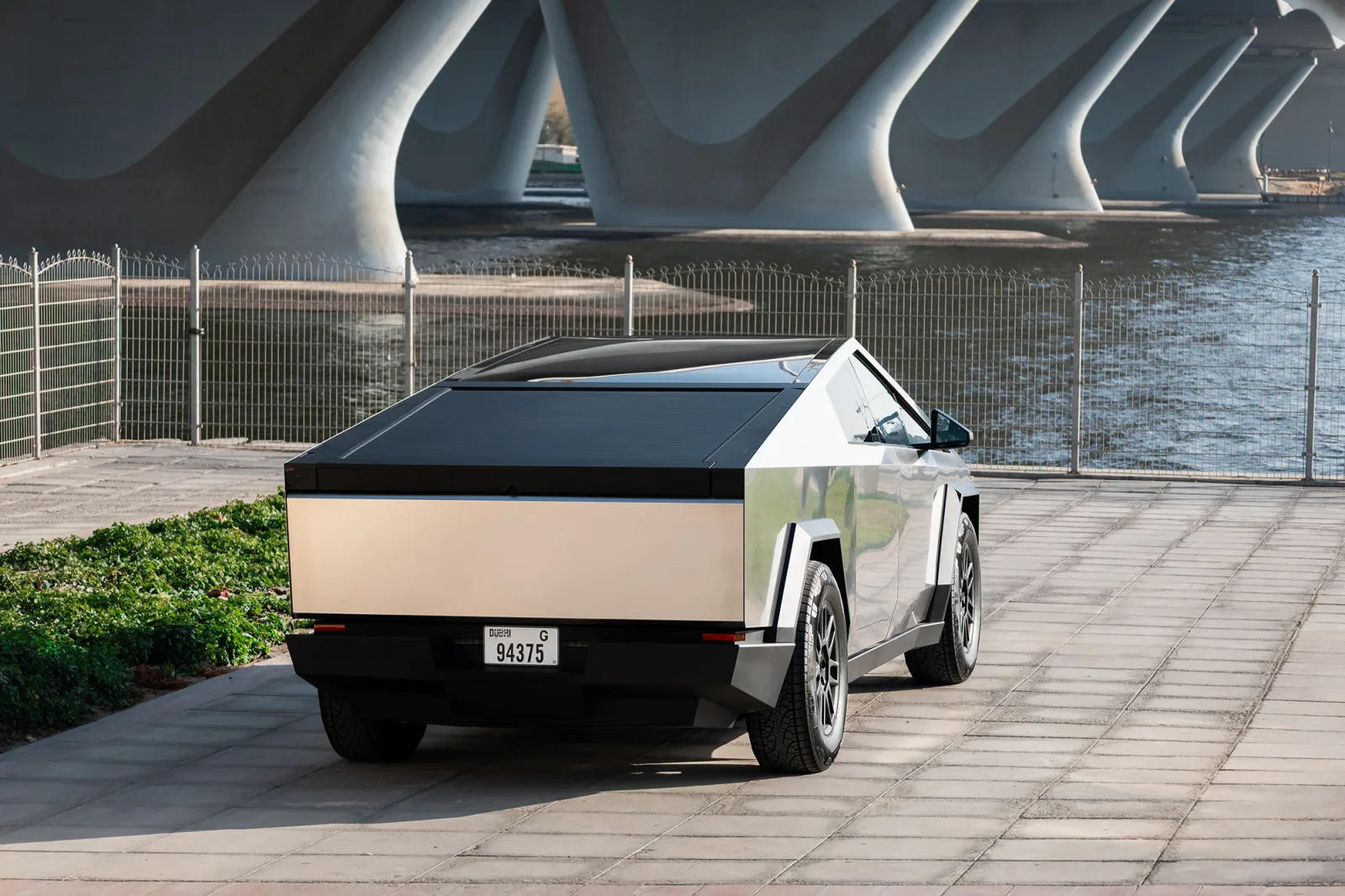 Rent Tesla Cybertruck  Silver 2024 in Abu Dhabi - 10 