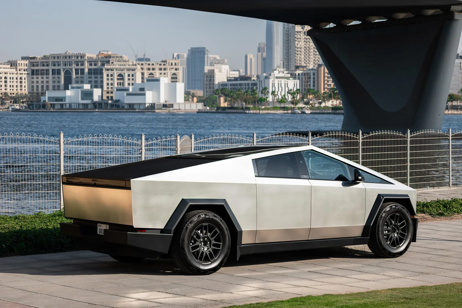 Rent Tesla Cybertruck  Silver 2024 in Abu Dhabi - 13 