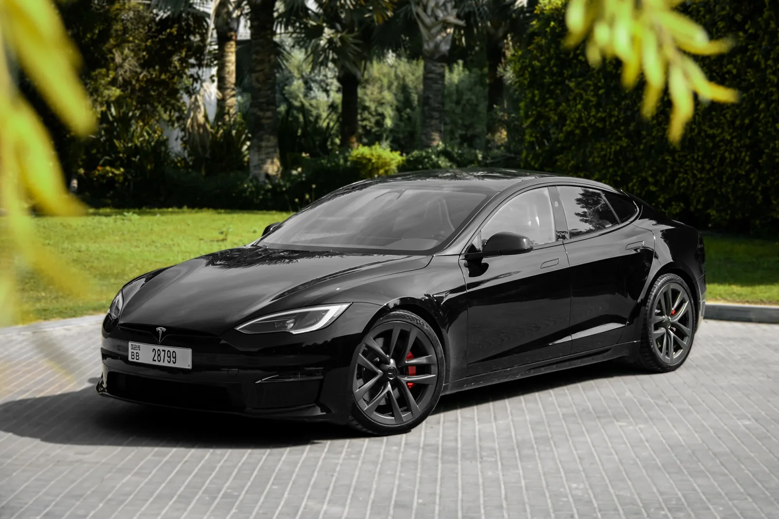 Rent Tesla Model S Plaid Black 2024 in Abu Dhabi - 3 