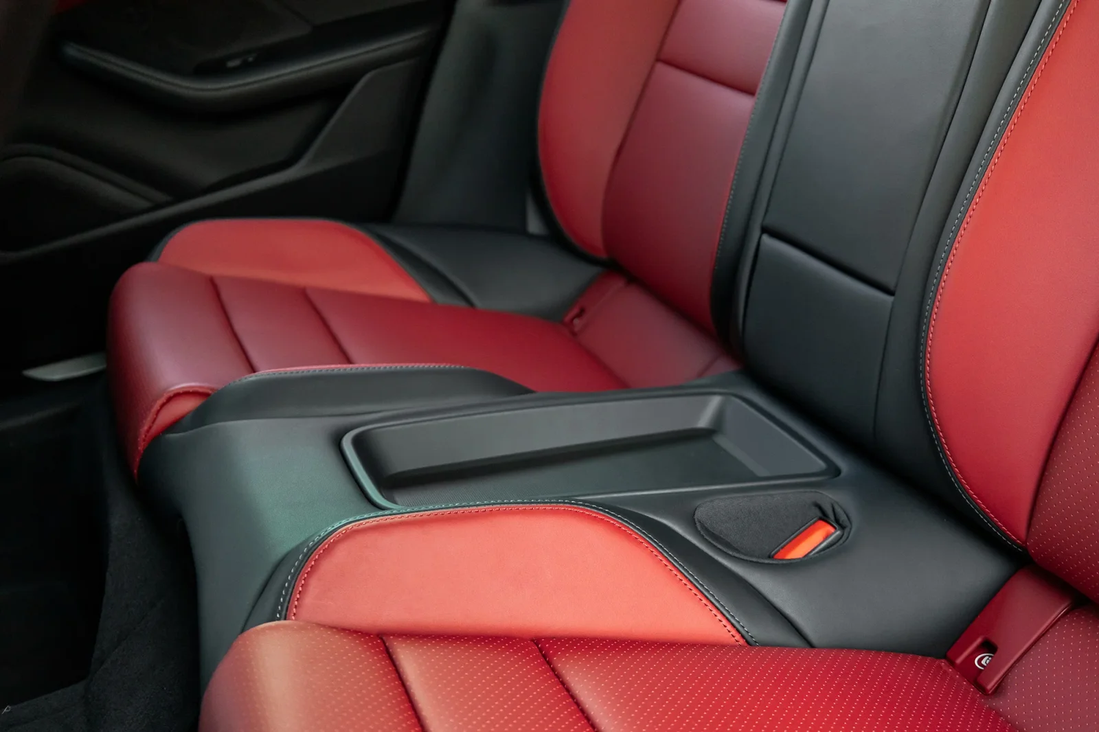 Rent Porsche Taycan  Grey 2025 in Abu Dhabi - 6 