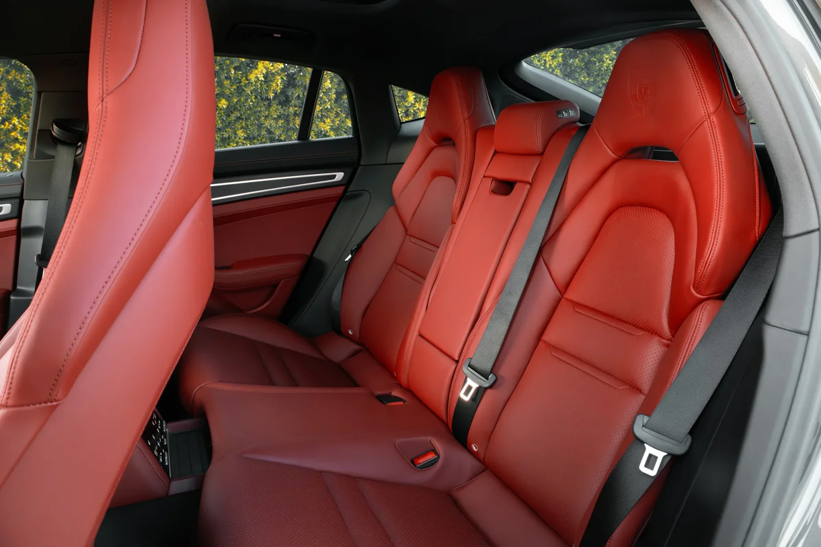 Rent Porsche Panamera  Grey 2023 in Abu Dhabi - 6 