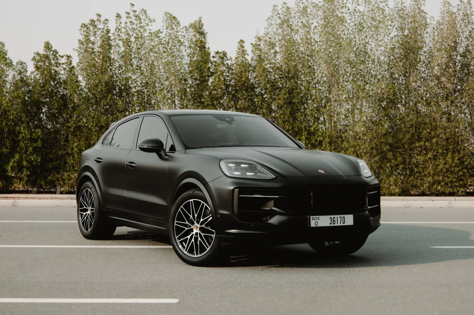 Alquiler Porsche Cayenne  Negro 2024 en Abu Dabi - 15 