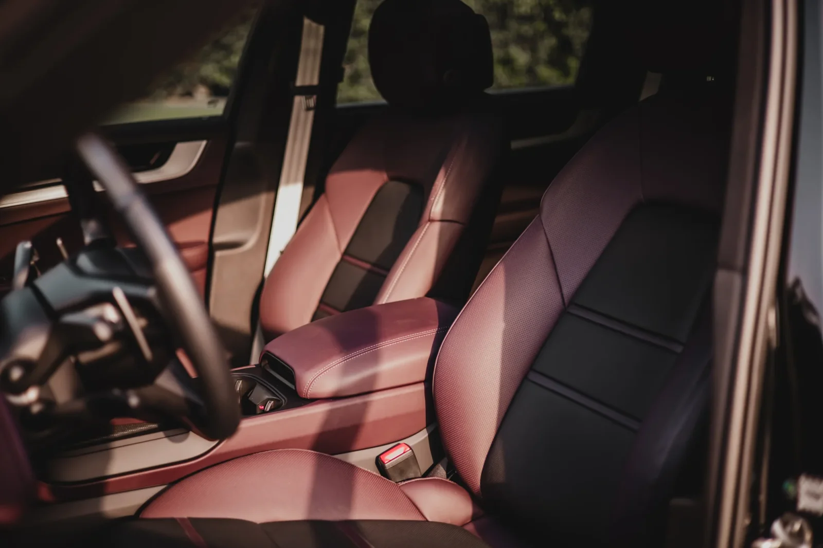 Rent Porsche Cayenne Coupe  Black 2024 in Abu Dhabi - 5 