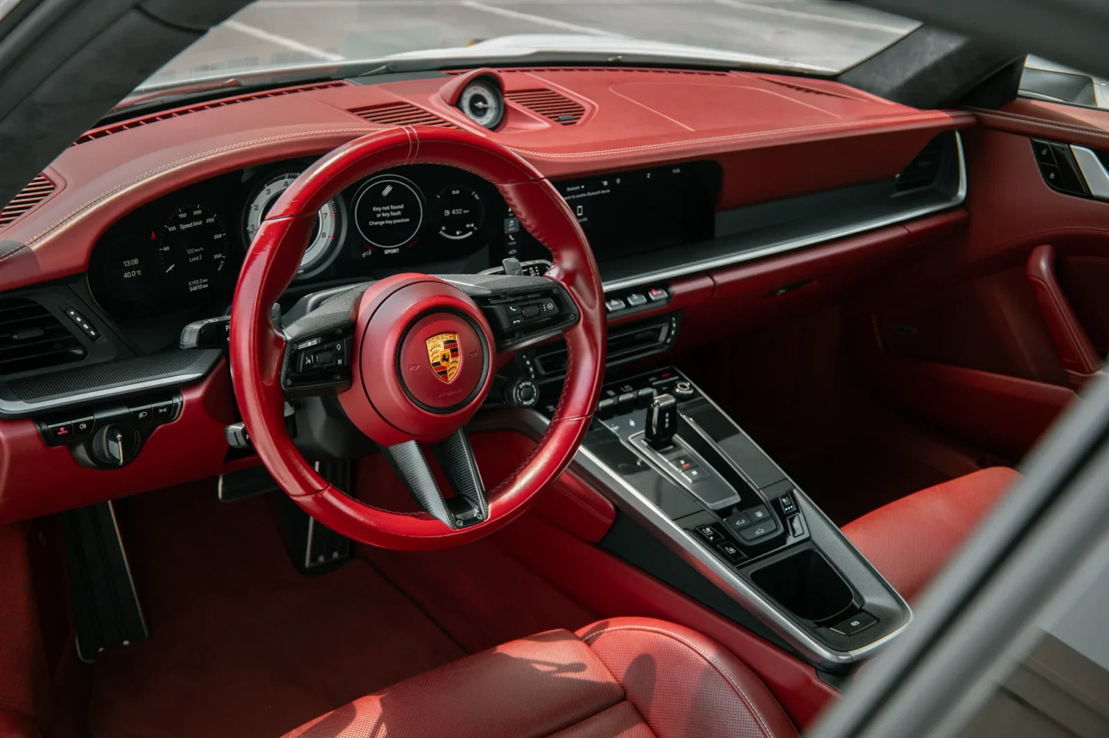 Rent Porsche 911 Turbo S White 2020 in Abu Dhabi - 4 